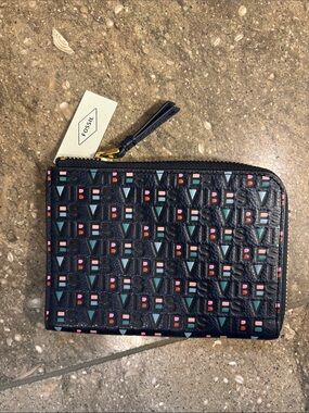 Fossil navy RFID Vibes zip passport wallet, NWT